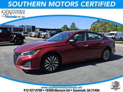 Used 2025 Nissan Altima 2.5 SV