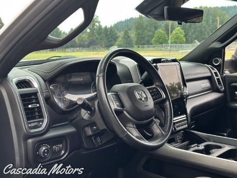 Used 2022 RAM 3500 Laramie AWD/4WD image 13