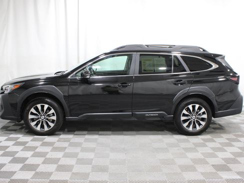 Used 2024 Subaru Outback Limited AWD/4WD image 37