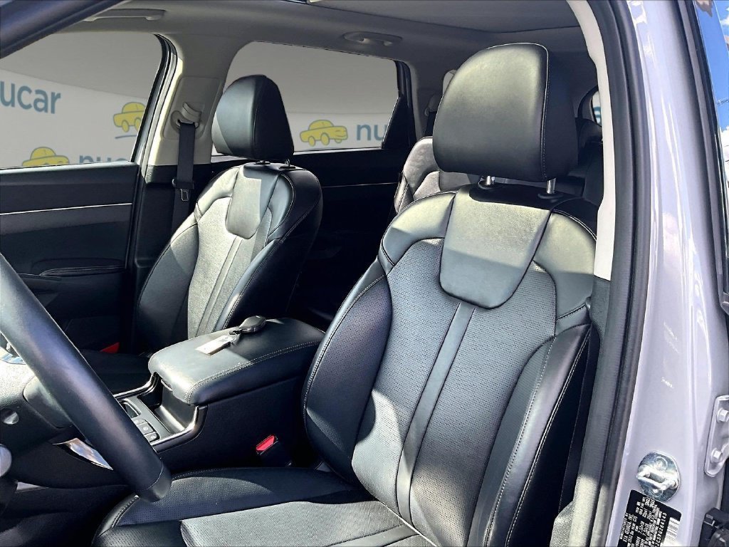 Used 2024 Kia Sorento S w/ Panoramic Sunroof Package AWD/4WD image 10