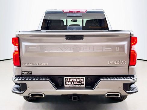 Used 2023 Chevrolet Silverado 1500 High Country w/ High Country Premium Package AWD/4WD image 5