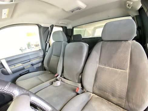 Used 2009 GMC Sierra 1500 SLE w/ Power Pack Plus AWD/4WD image 11