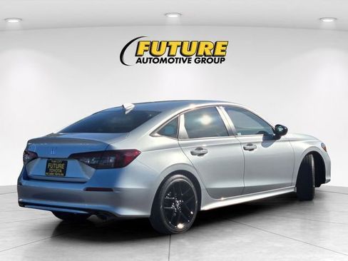 Used 2025 Honda Civic Sport image 5