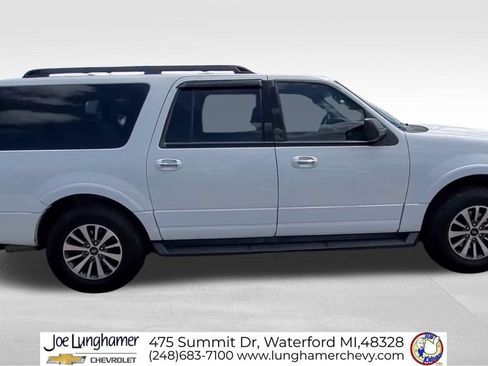 Used 2017 Ford Expedition EL XLT w/ Equipment Group 202A AWD/4WD image 10
