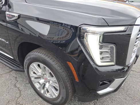 Used 2025 GMC Yukon Denali AWD/4WD image 14