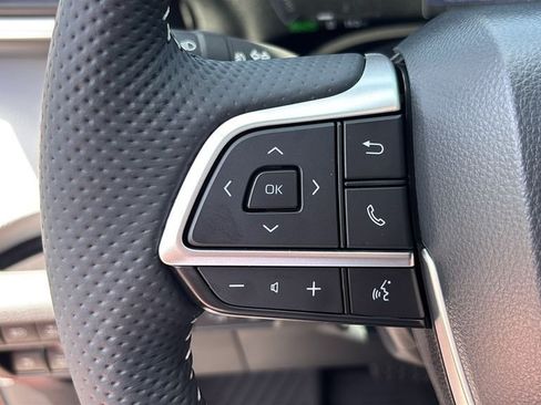New 2026 Toyota Sienna XSE FWD image 18