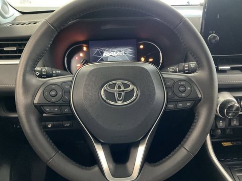 Used 2024 Toyota RAV4 XLE Premium image 11