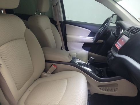 Used 2018 Dodge Journey SE w/ Safe & Sound Group AWD/4WD image 21