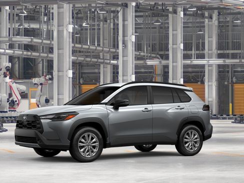 New 2026 Toyota Corolla Cross LE image 2