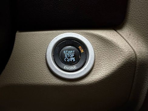 Used 2016 RAM 2500 Longhorn w/ Convenience Group image 33