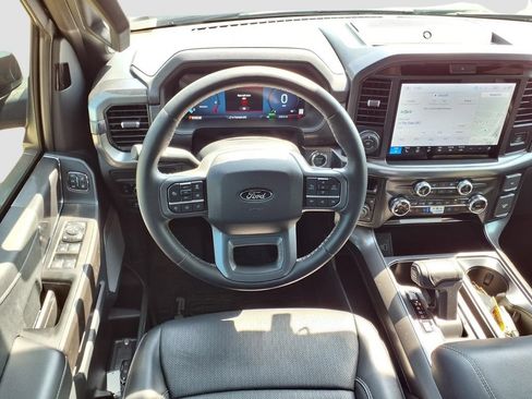 Used 2025 Ford F150 Lariat w/ Equipment Group 501A Mid AWD/4WD image 9