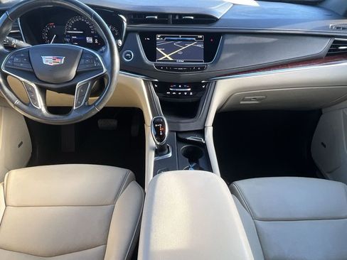 Used 2019 Cadillac XT5 Luxury image 13
