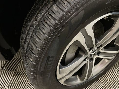 Used 2018 Mercedes-Benz GLC 300 4MATIC image 50