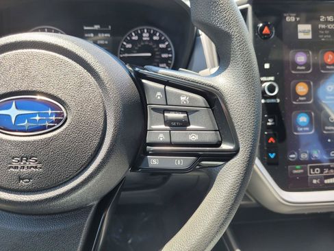 Certified 2025 Subaru Crosstrek 2.5i Premium AWD/4WD image 32