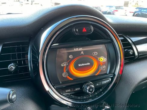Used 2017 MINI Cooper S image 27