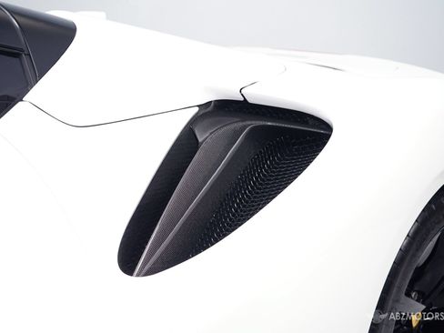Used 2025 Ferrari SF90 Spider AWD/4WD image 10