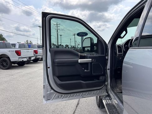 Used 2022 Ford F350 Lariat w/ Lariat Ultimate Package AWD/4WD image 12