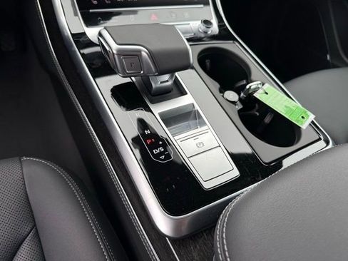 New 2026 Audi Q8 Premium Plus image 28