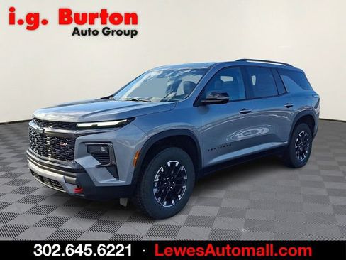 New 2026 Chevrolet Traverse Z71 w/ Enhanced Driving Package AWD/4WD image 2