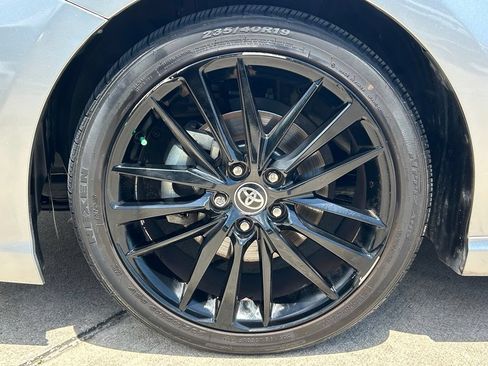 Used 2021 Toyota Camry XSE FWD image 33