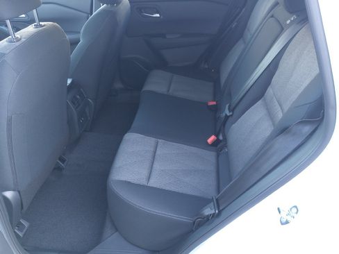 Used 2026 Nissan Rogue SV w/ Cold Weather Package FWD image 13