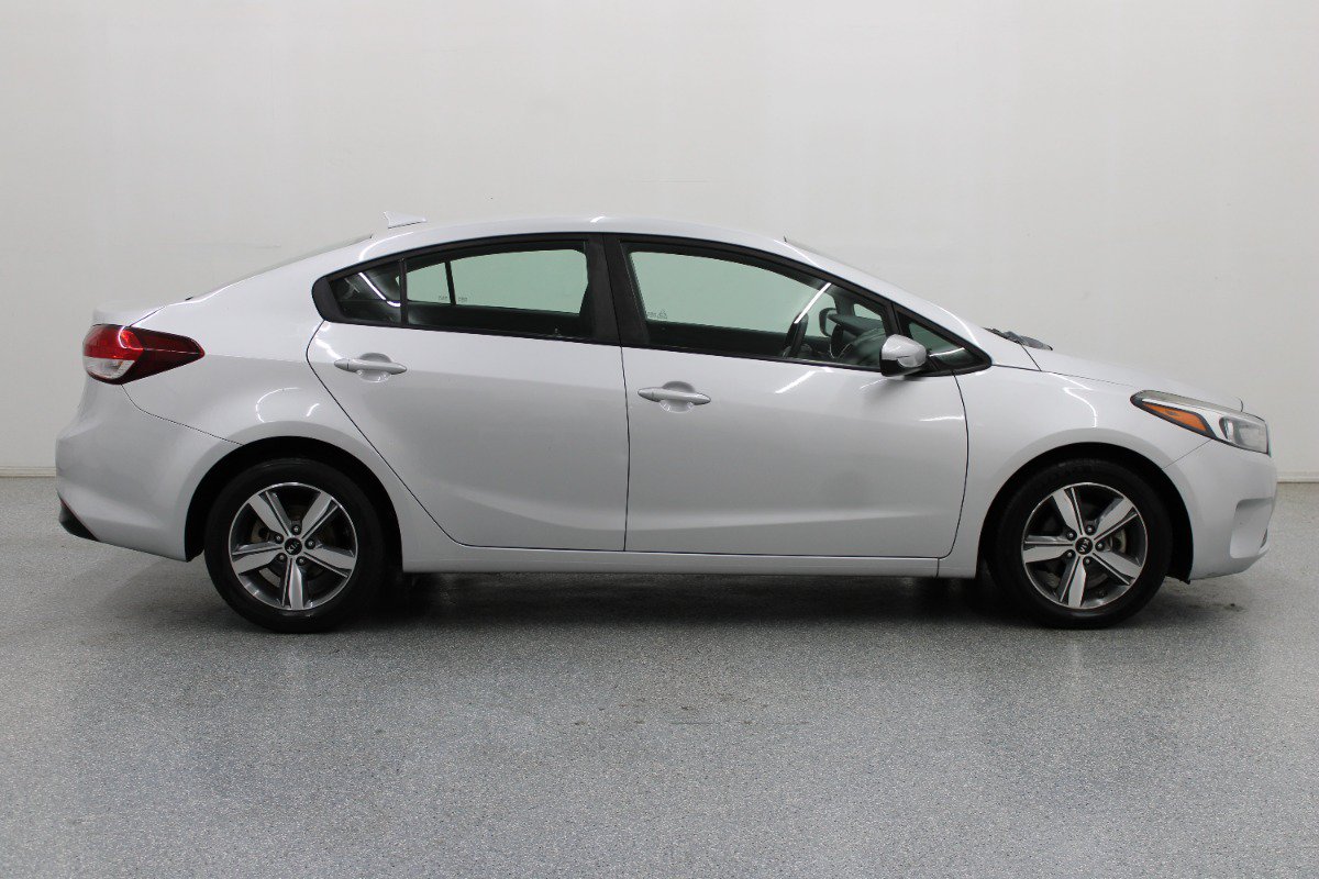 Used 2018 Kia Forte LX w/ LX Popular Package FWD image 2