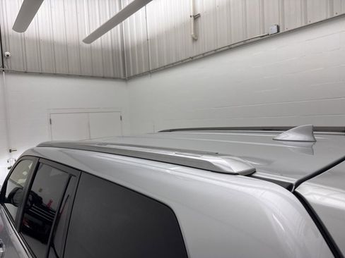 Used 2016 Lexus GX 460 image 18