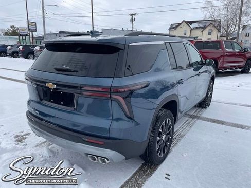 New 2026 Chevrolet Traverse LT w/ Sun and Wheel Package image 3