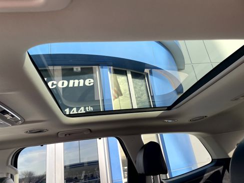 Used 2024 Kia Telluride SX image 10