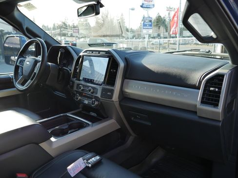 Used 2022 Ford F250 Lariat w/ Tremor Off-Road Package image 28