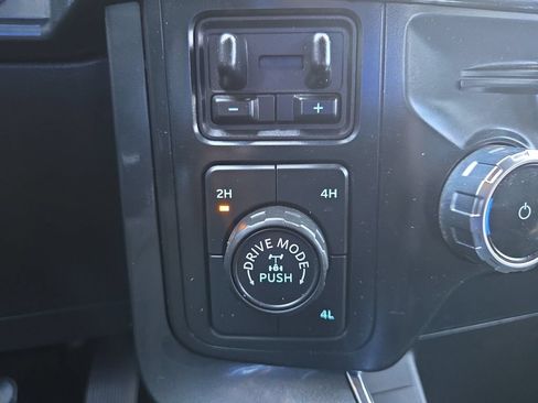 Used 2022 Ford F150 XLT w/ Equipment Group 302A High AWD/4WD image 32