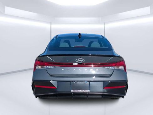 New 2026 Hyundai Elantra SEL Sport Premium FWD image 4