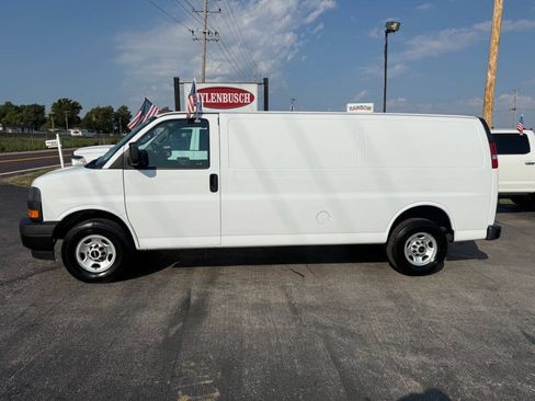 Used 2023 GMC Savana 3500 Extended w/ Driver Convenience Package RWD image 1