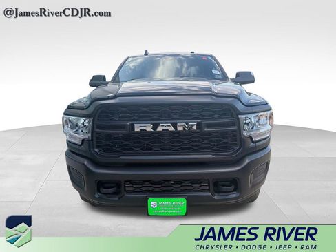 Used 2022 RAM 2500 Tradesman AWD/4WD image 3