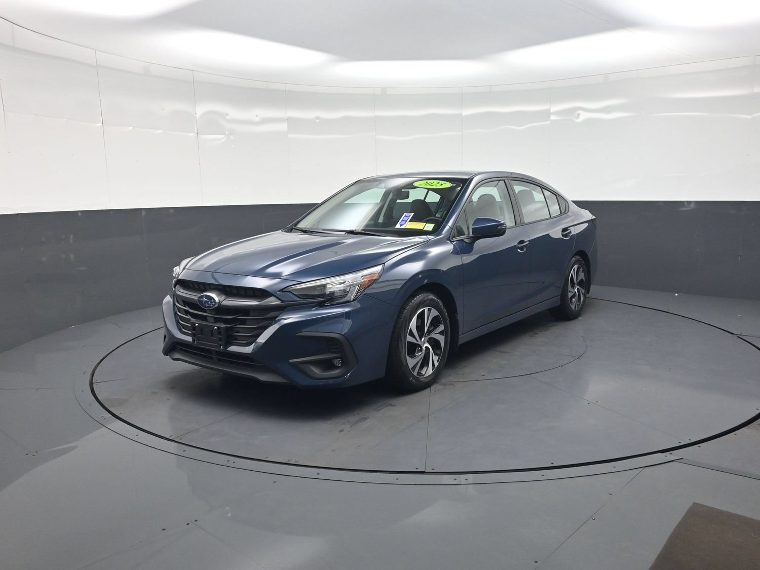 Certified 2025 Subaru Legacy Premium AWD/4WD image 7