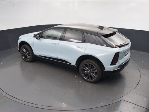 New 2026 Cadillac Optiq Sport 2 image 45