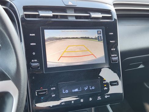 Used 2024 Hyundai Santa Cruz SEL image 25