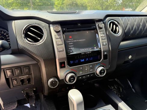 Used 2018 Toyota Tundra Platinum AWD/4WD image 12