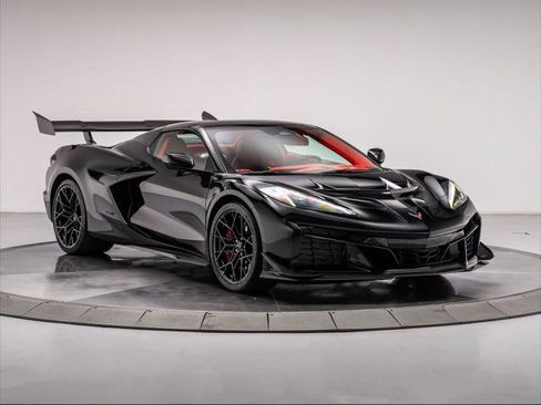 Used 2026 Chevrolet Corvette ZR1 w/ ZR1 Carbon Fiber Aero Package RWD image 17