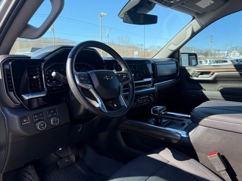 Used 2023 Chevrolet Silverado 1500 RST image 14