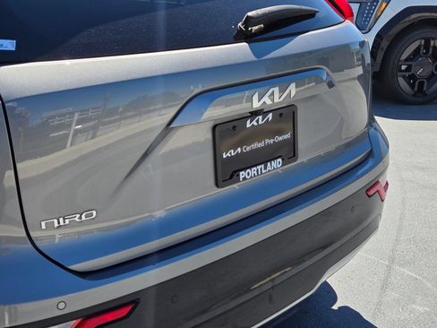 Used 2024 Kia Niro Wind w/ Wind Preserve Package FWD image 14