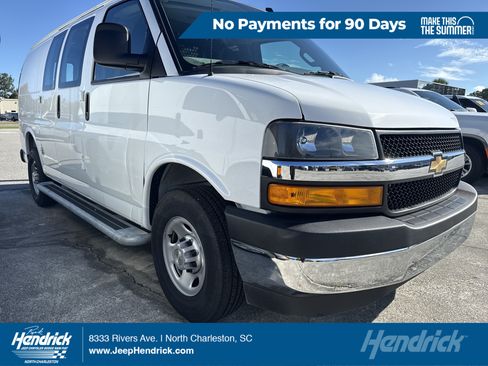 Used 2025 Chevrolet Express 2500 w/ Driver Convenience Package RWD image 1