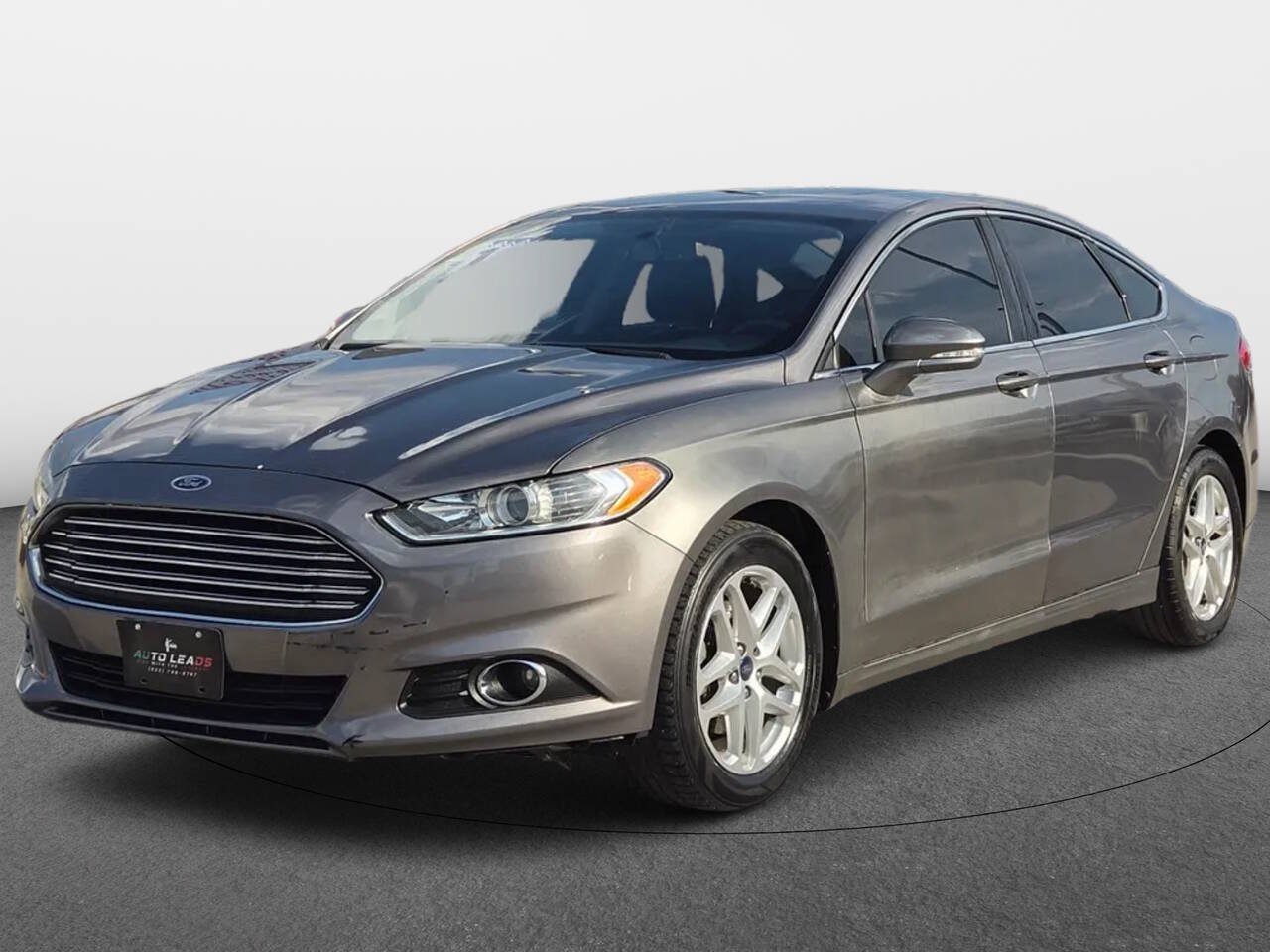 Used 2014 Ford Fusion SE w/ Equipment Group 202A FWD image 1