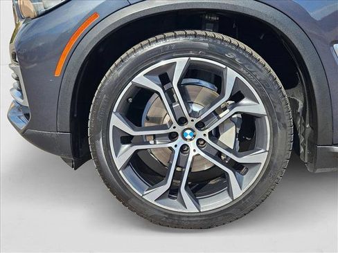 Used 2021 BMW X5 xDrive40i w/ Convenience Package image 22