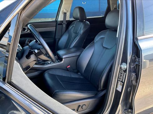 Used 2021 Kia Sorento S image 7