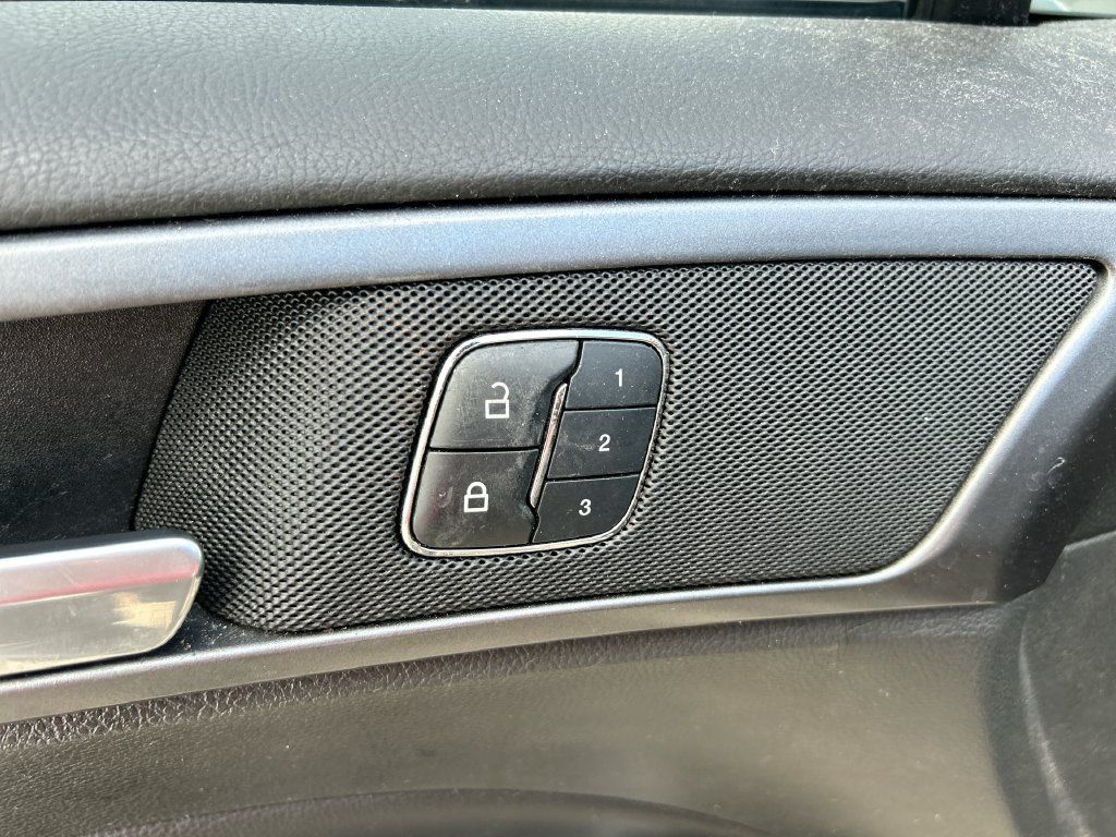 Used 2015 Ford Fusion Titanium FWD image 13