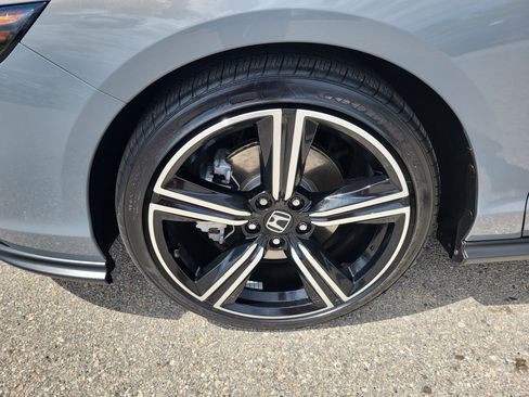 Certified 2025 Honda Accord Sport image 8