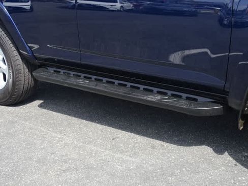 Used 2021 Toyota 4Runner SR5 Premium w/ Moonroof Package RWD image 9