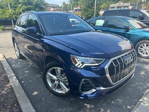 Used 2021 Audi Q3 2.0T Premium Plus AWD/4WD image 2