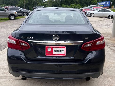 Used 2018 Nissan Altima 2.5 SL FWD image 5
